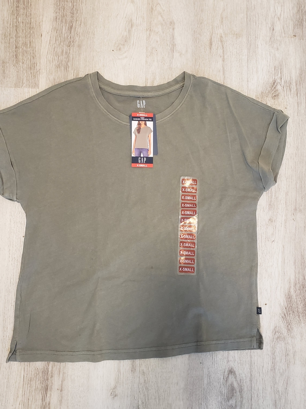 GAP Olive Green Short Sleeve Tee - Crewneck